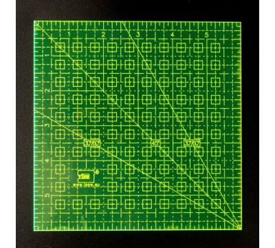 Patchworkové pravítko - 6x6 palců - fluo